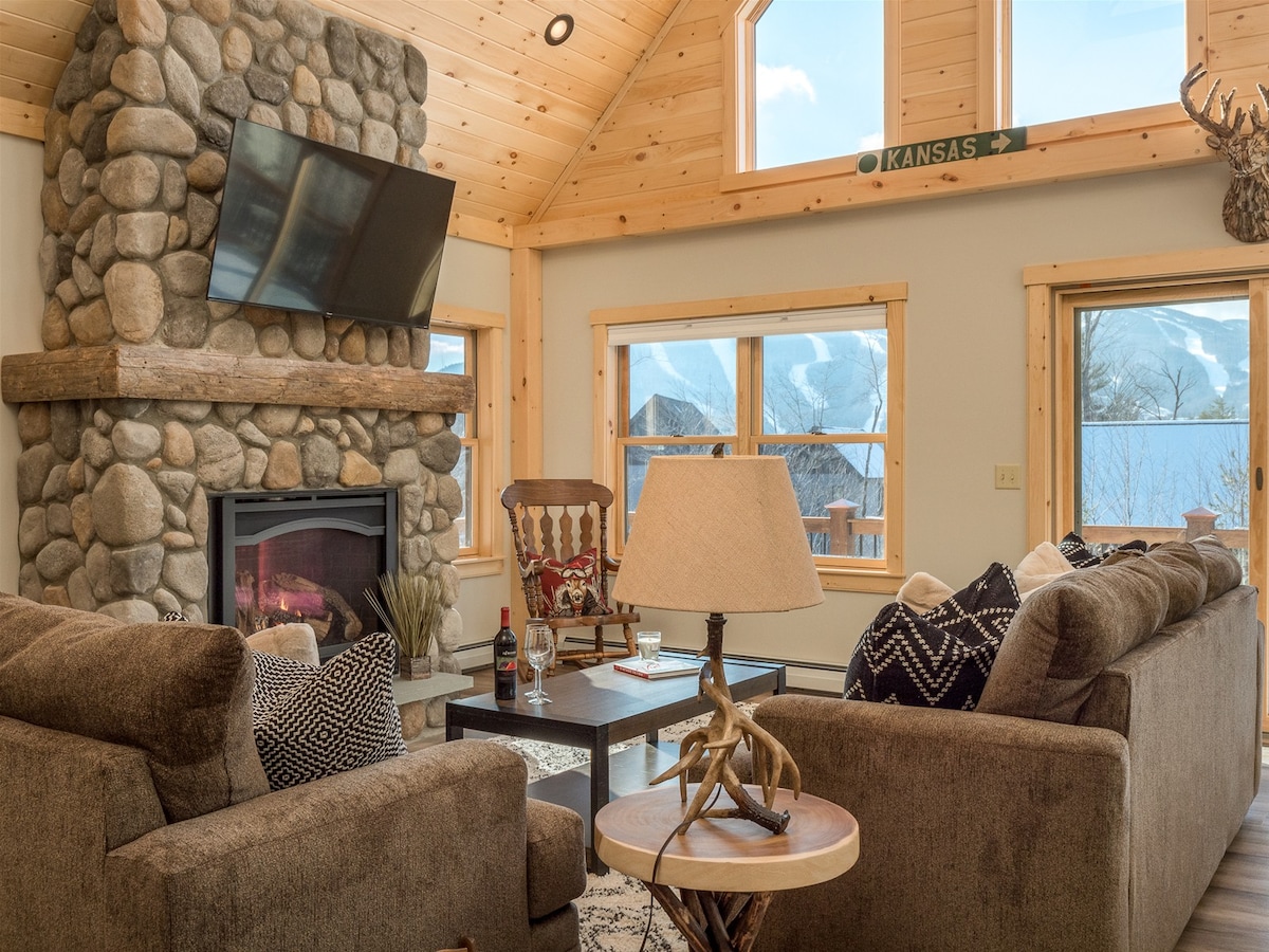 Blizzard Peaks Lodge