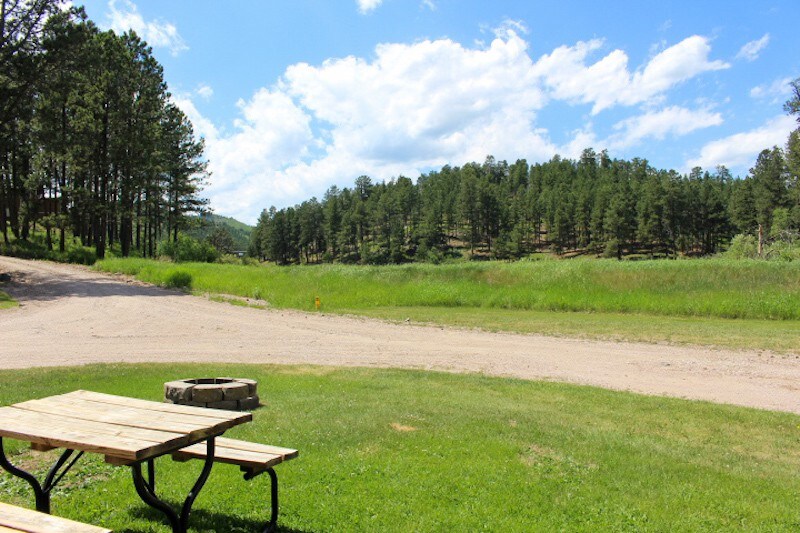 Horse Creek Resort- Cabin 6