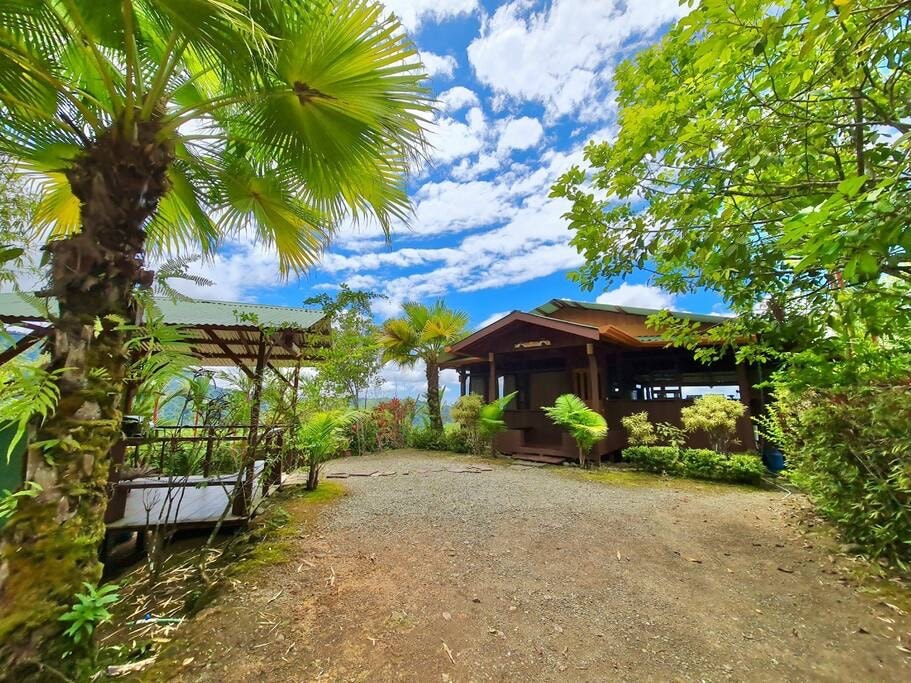 Quepos Santa Juana Lodge家庭住宅