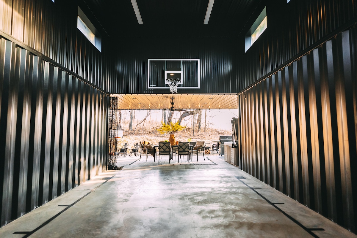 L3nee 's Lay-Up by Creative Cabins