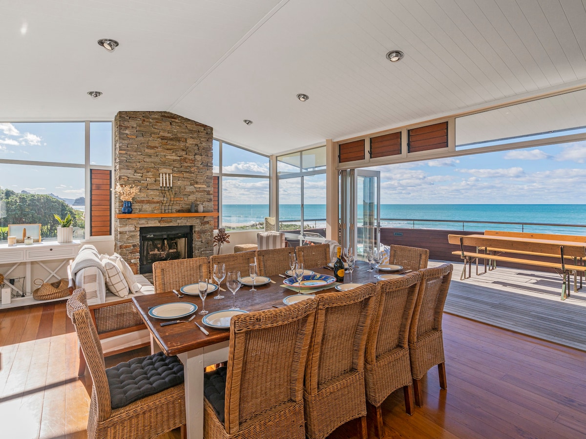 Absolute Beachfront Paradise - Whiritoa Beach Home