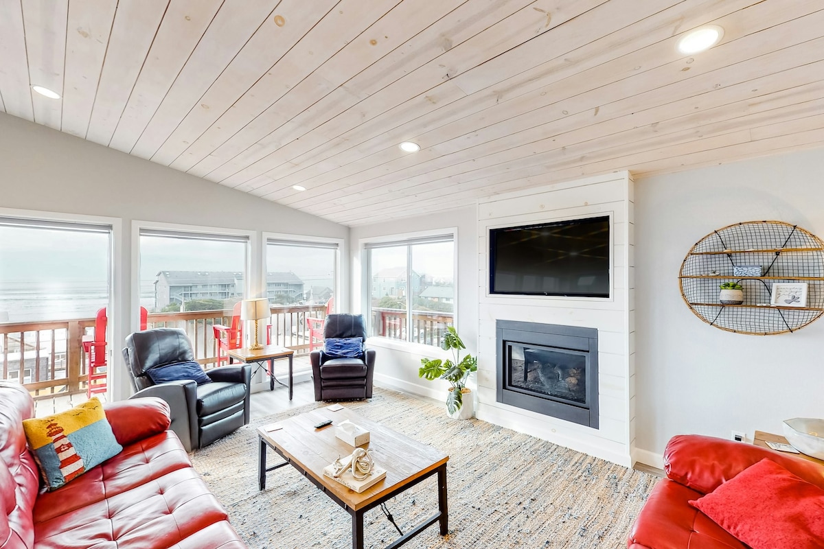 Dreamy 4BR Oceanview | Fireplace | Deck