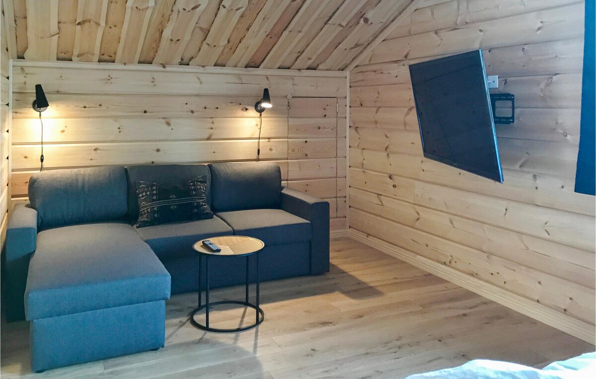 Nice home with 4 Bedrooms, Sauna and WiFi