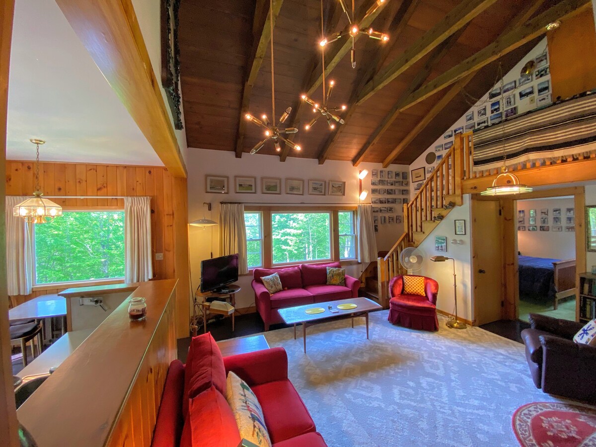 23SR奥地利度假木屋，位于坎农滑雪区（ Cannon Ski ）的底部！