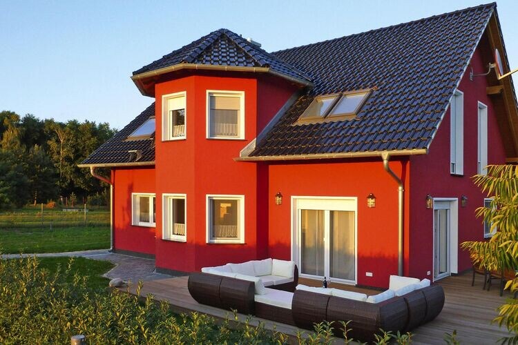 Beautiful Holiday home Zum roten Adler, Storkow