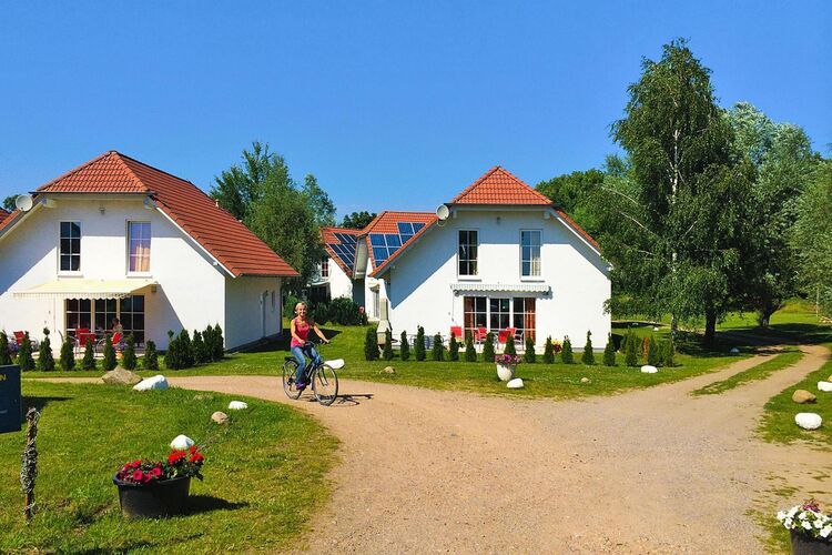 Cottages at the Kummerower See, Verchen