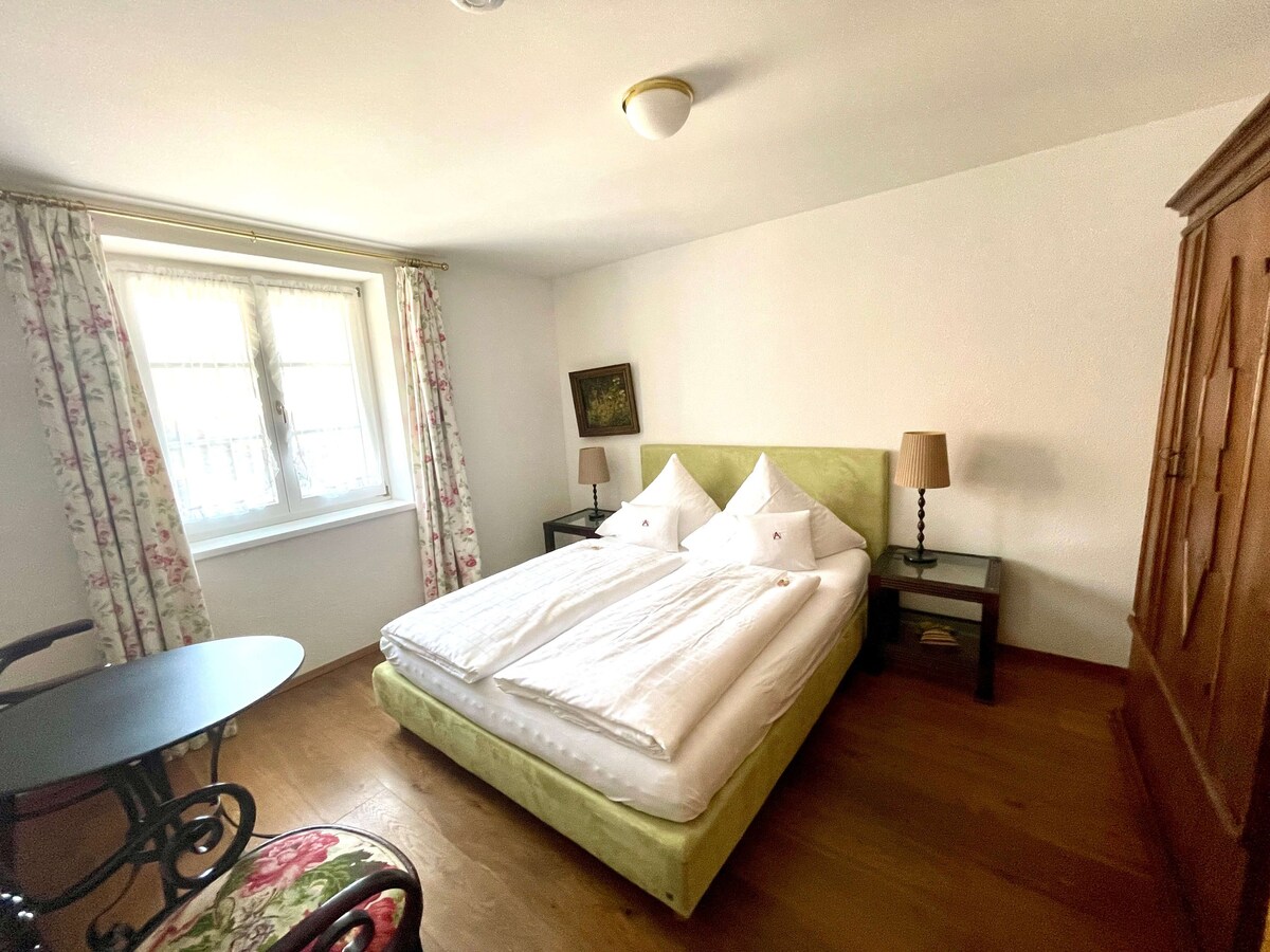 Hofgut Albführen, (Dettighofen), Ferienwohnung Peron, 2 Schlafzimmer, 2 Bäder, max. 5 Personen