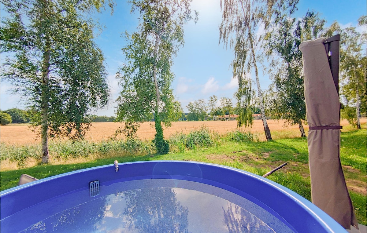 Stunning home in Lembruch/Dümmer See with sauna