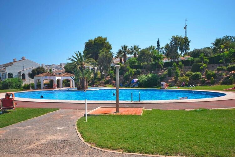 Apartment in Santa Pola with parking space