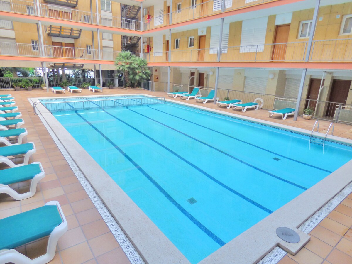 Apartamento ideal para familias con piscina B21