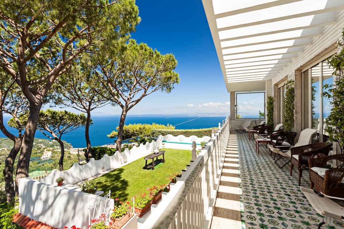 Villa sole di Capri - Vista Mare最多可入住18人
