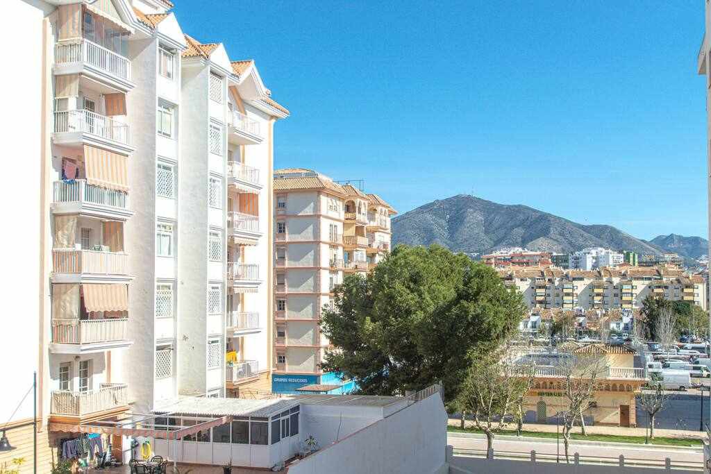 位于Feria地面的Miramar公寓Fuengirola