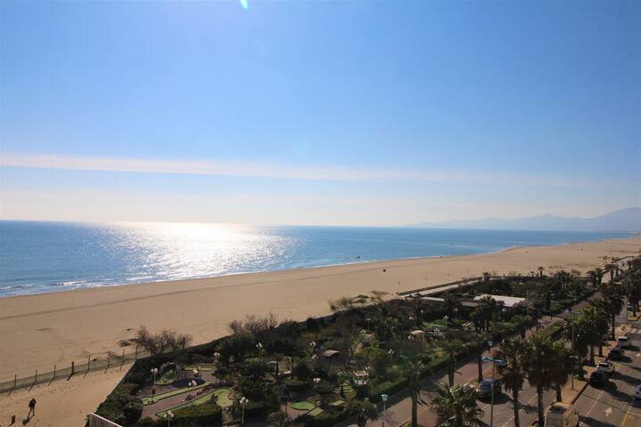 鲁西隆地区卡内 (Canet-en-Roussillon)的民宿