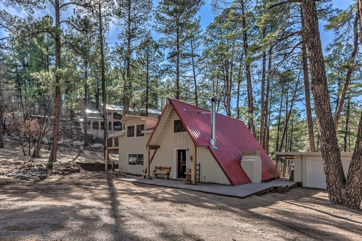 Ruidoso A-Frame Cabin ~ 1 Mi to Grindstone Lake!