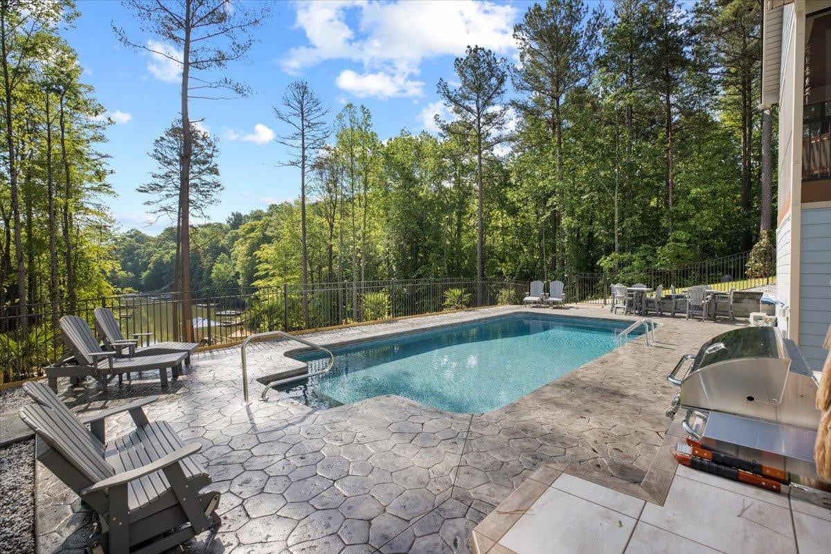Lake Norman Home, Lake Access with Heated Pool & H