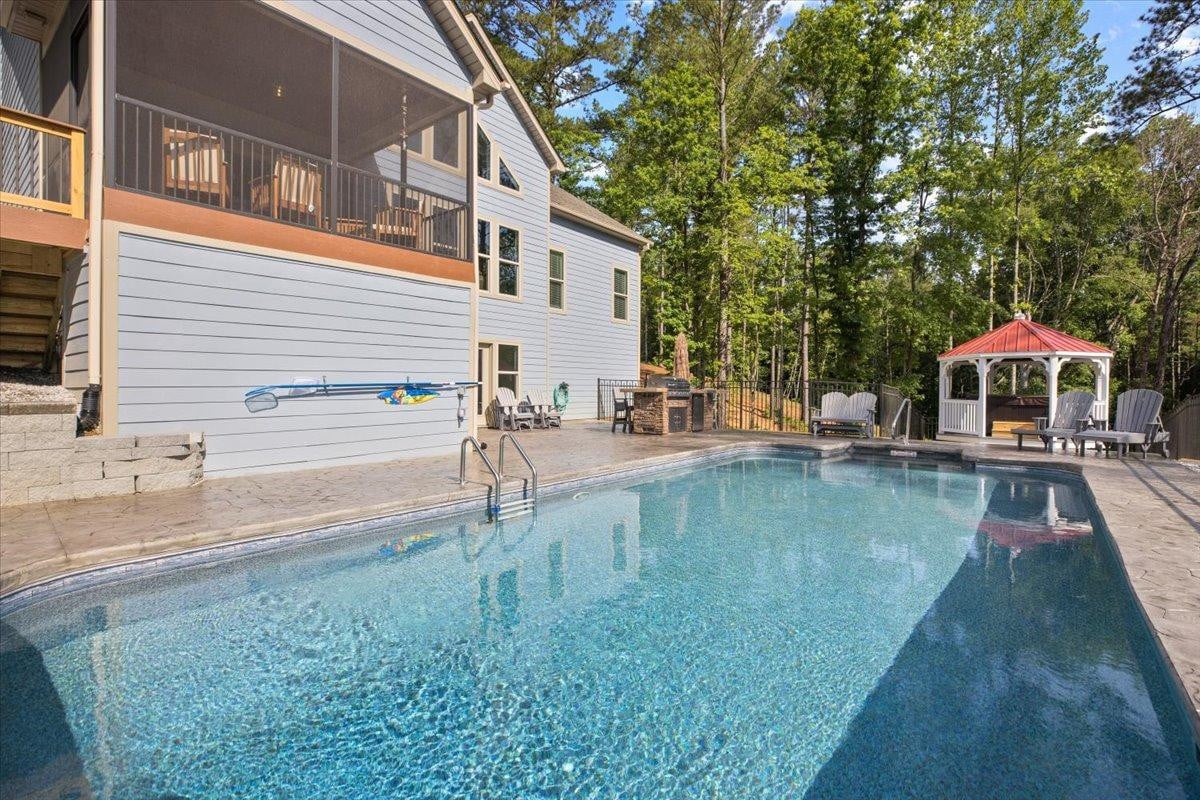 Lake Norman Home, Lake Access with Heated Pool & H
