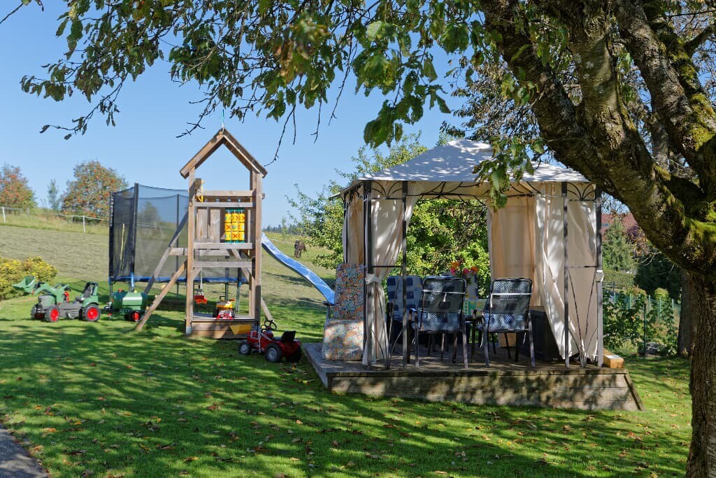 Ferienwohnung EG mit Küche (Ferienwohnung Familie Resch)