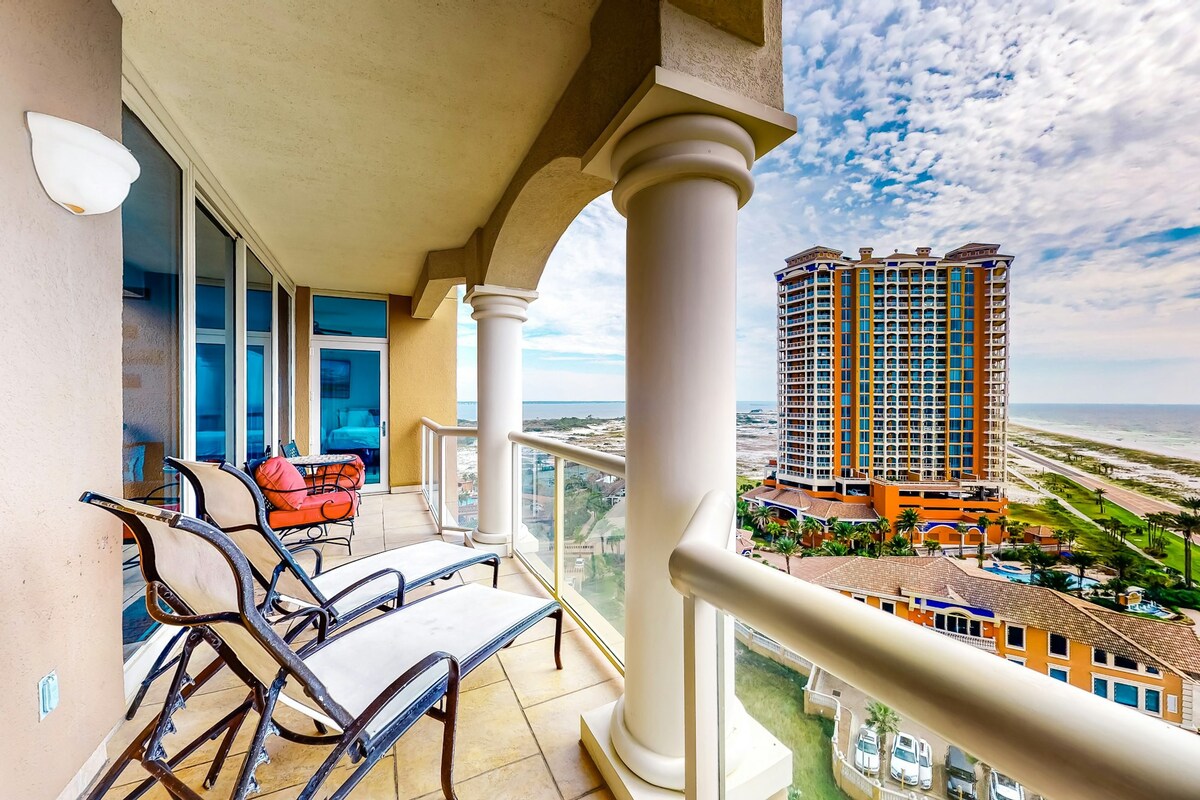 2BR Oceanview 11th-Floor | Balcony | Pool