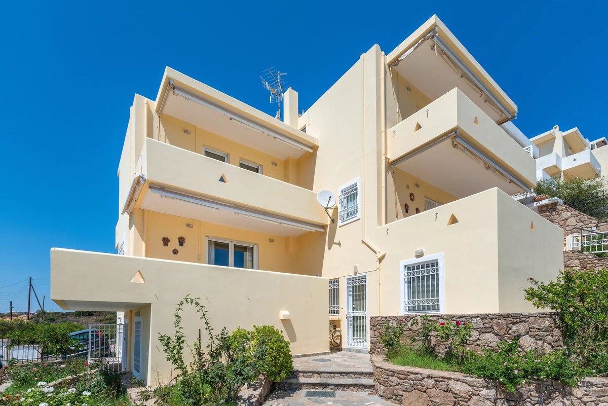 R 1326 Villa Barite (5 bedroom)