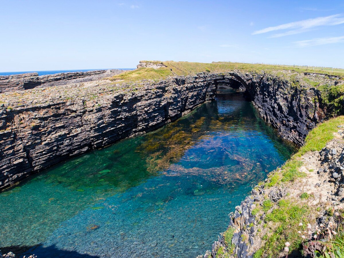 基尔基湾(Kilkee Bay)