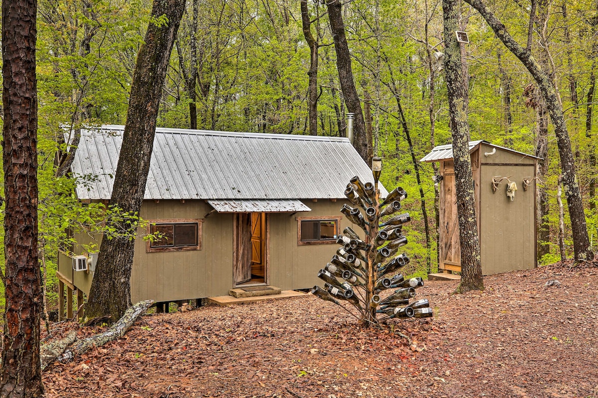 Secluded Tallassee Cabin w/ Fire Pit & Porch!