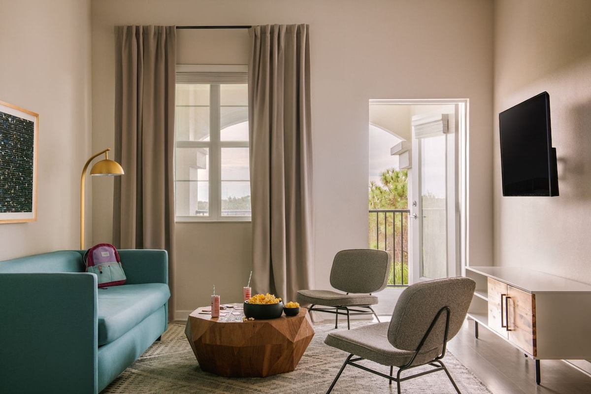 Sonder at Vista Cay |带景观的3卧室公寓