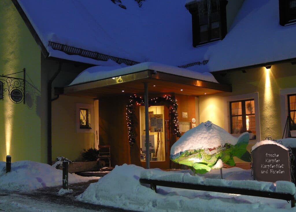 Gasthof Schloßbräu Lintach (Freudenberg), Zimmer 2 mit Brunnerwiesnblick