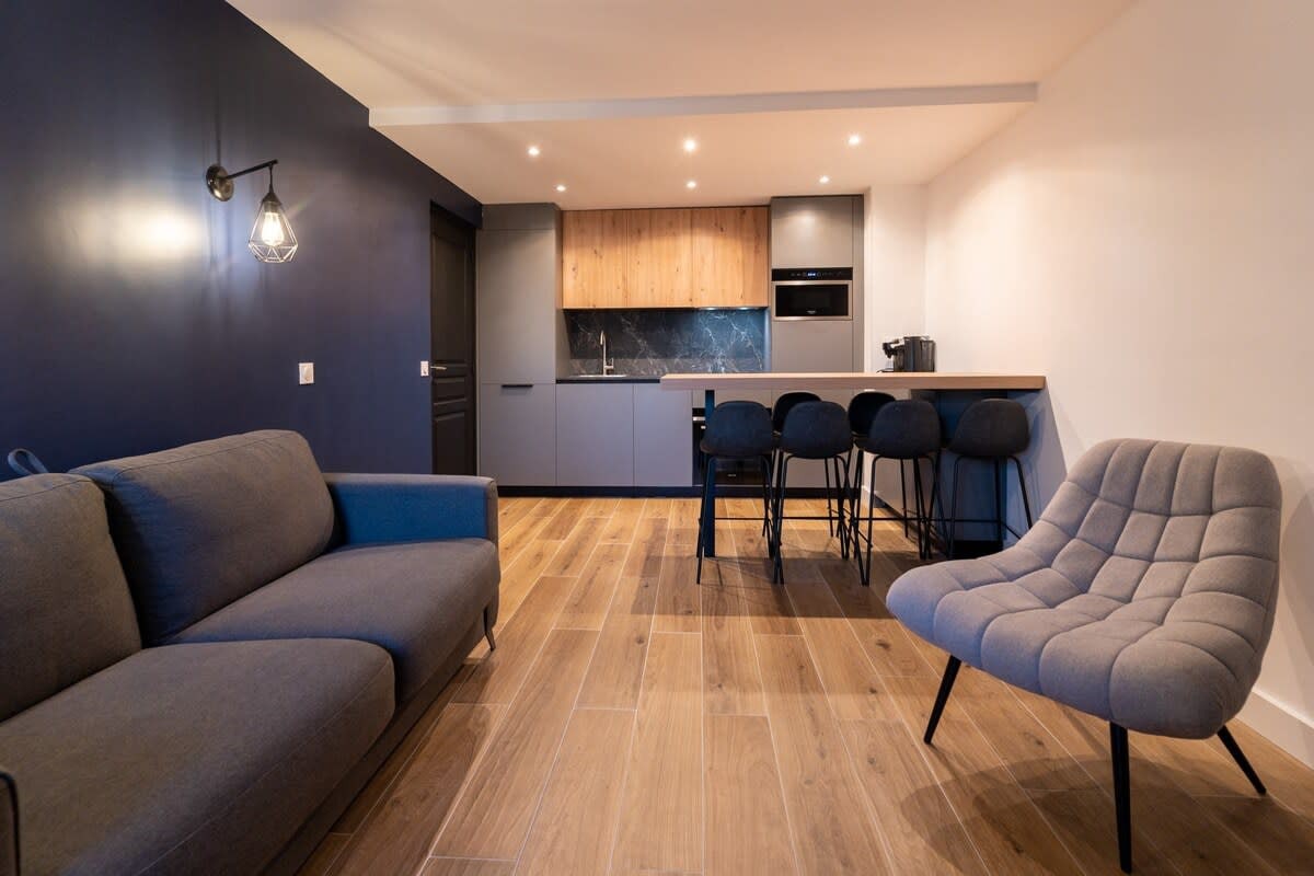 Renovated flat for 5 people with swimming pool