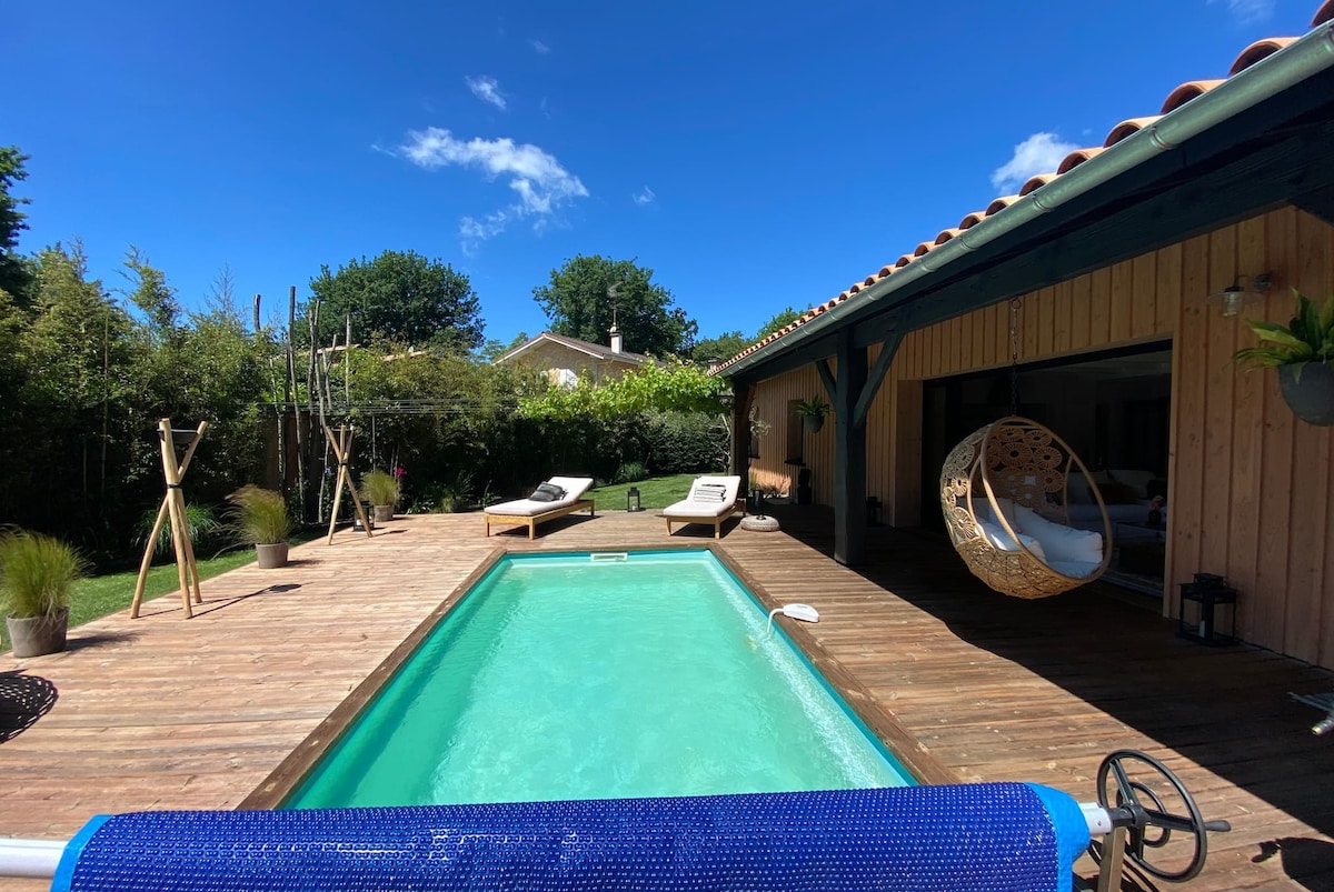 Villa Alhena à Lège avec piscine