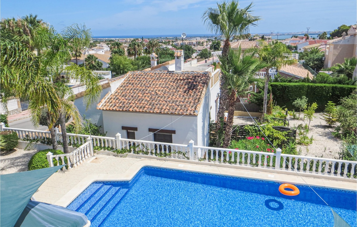 Nice home in Rojales with house sea view