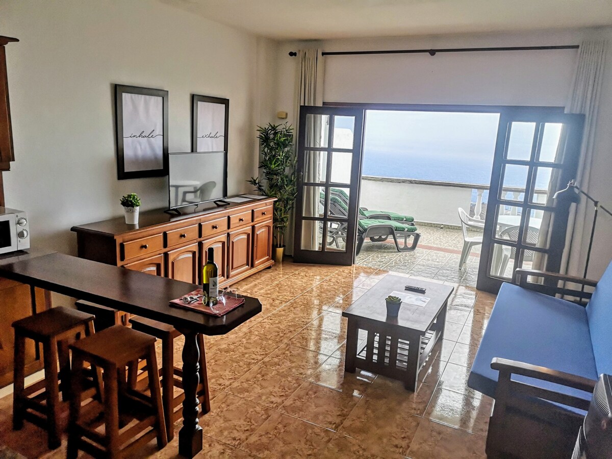 VV Mirador Isla Bonita with Terrace and Sea Views