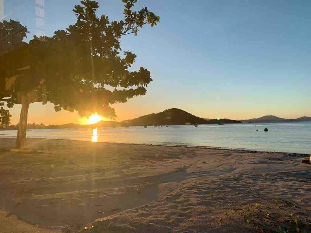 Pés na areia Paraíso, Beira MAR GOV