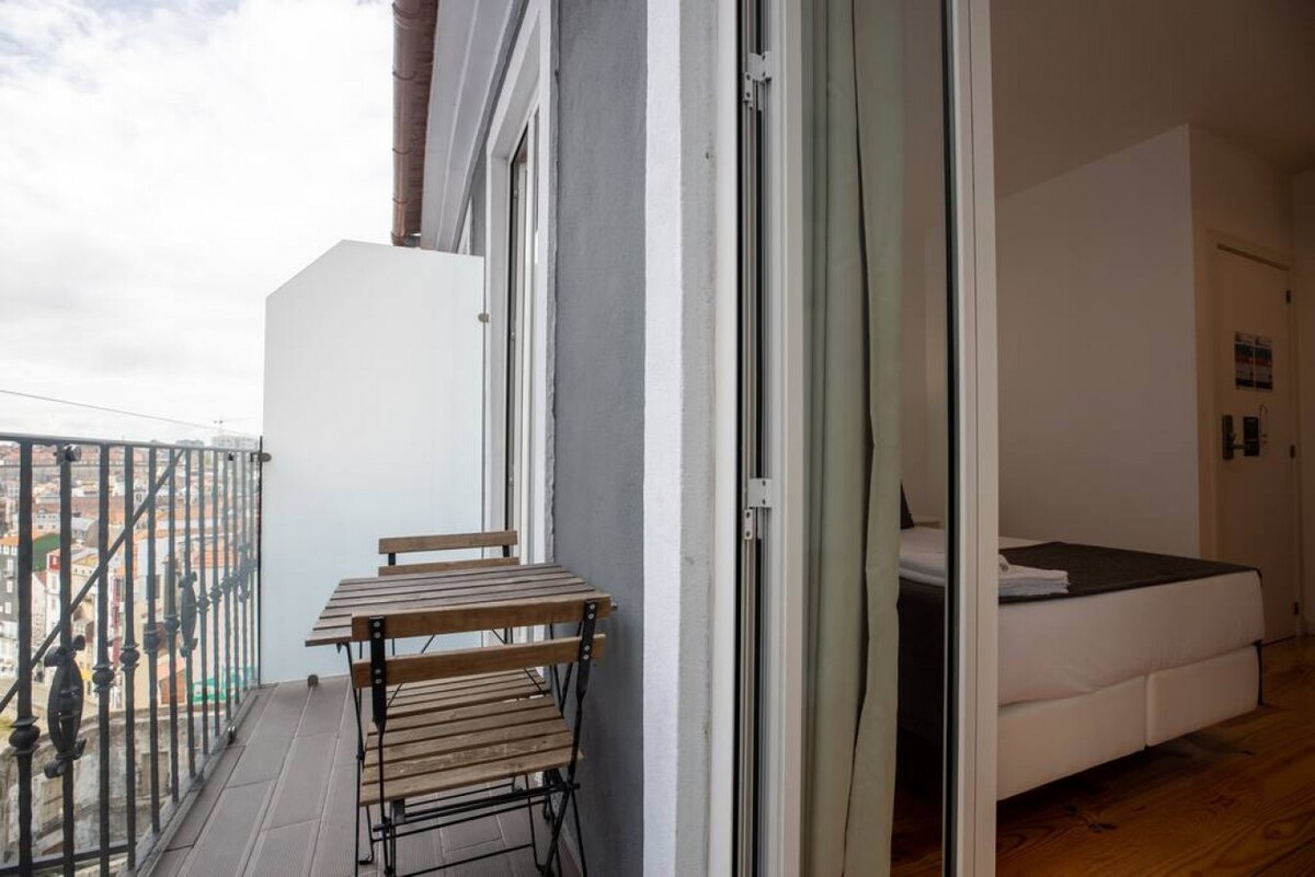 MyStay - Porto Batalha double room with balcony