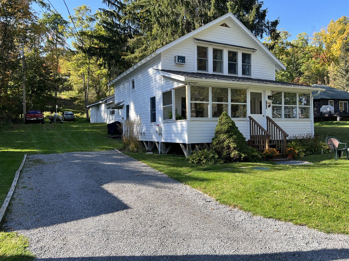 Camp Champion Otsego Lake Waterfront, Charming "Le