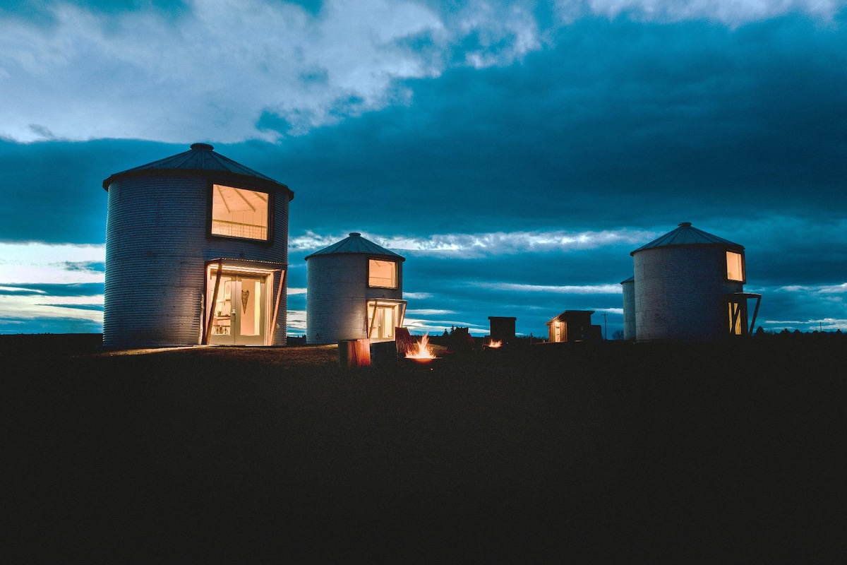 Clark Farm Silos # 1 -全景山景