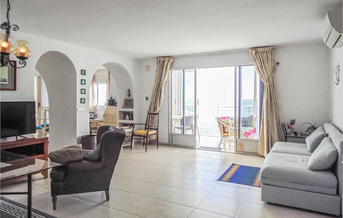 Awesome apartment in Torrevieja with 3 Bedrooms