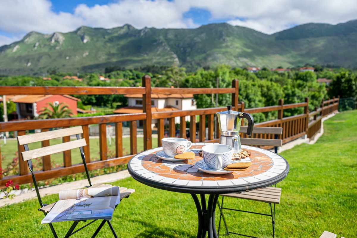 Estupendo apartamento para cuatro personas con vistas a la montaña