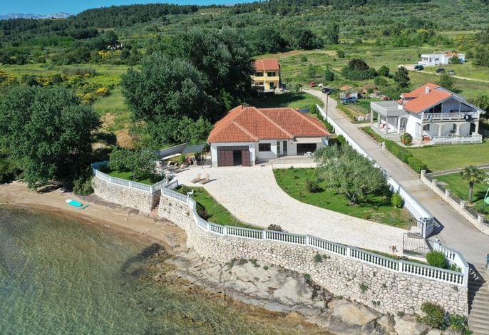 Ferienhaus Rose direkt am Meer privat Strandzugang