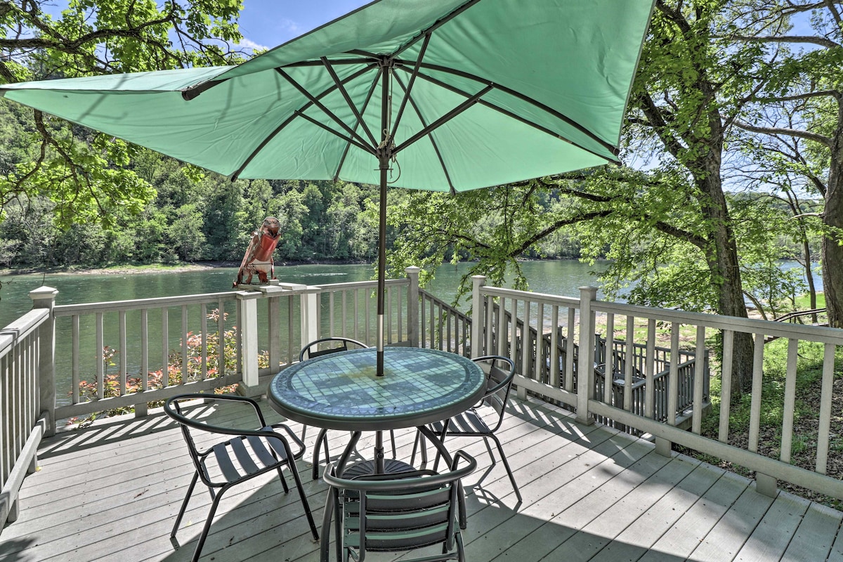 Lakeview Escape w/ Direct White River Access!