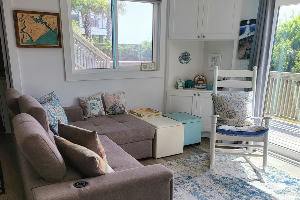 3BR Two-Story | Patio | W/D | Near Beach