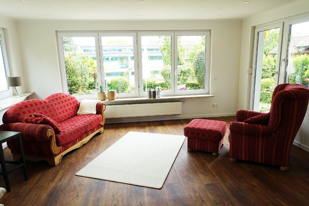 Haug 's Heimatliebe ， （ Immenstaad ） ，带花园的度假公寓， 112平方米， 3间卧室，最多可入住6人