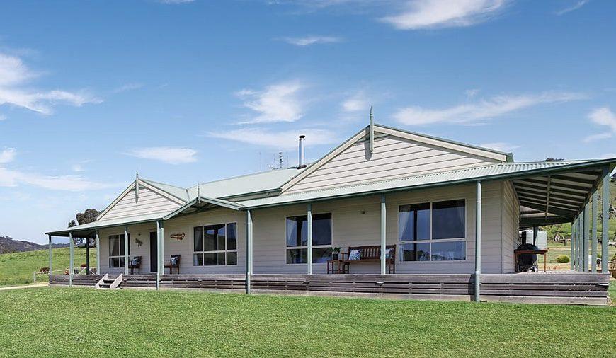 Bonnie Valley Retreat: Rural Bonnie Doon Property