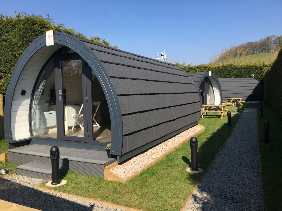 Low Greenlands Holiday Park - Luxury House + hot tub, Luxury Pods (no hot tubs), Caravan Pitches - Luxury Glamping Pod 3 - No Dogs