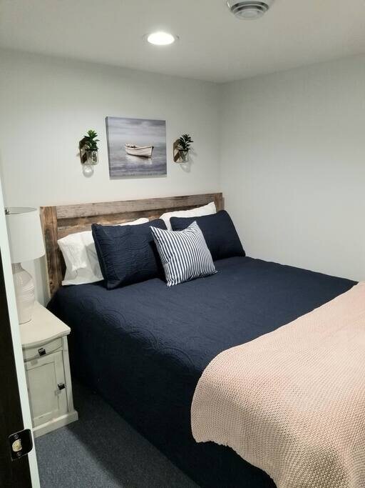 2 bedroom Suite (Hayward) in Arnolds Park