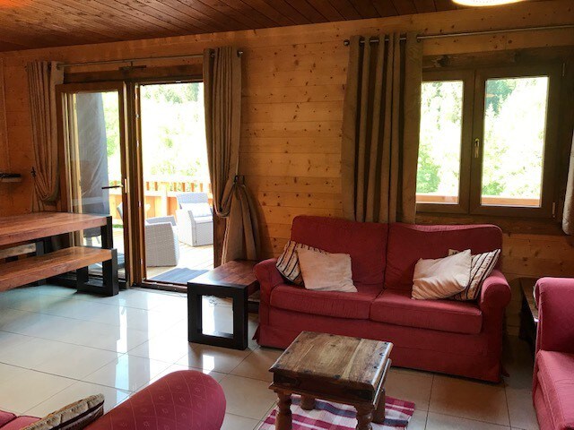 Chalet l'ecureuil : pretty chalet for 12 people