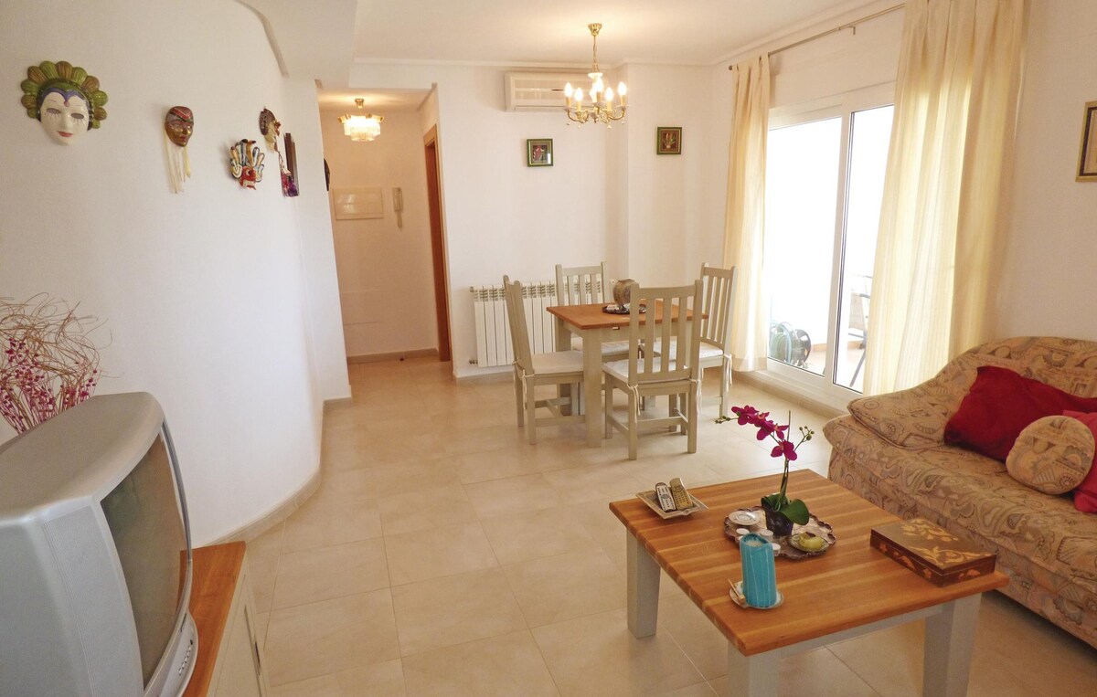 Lovely apartment in Roldan with kitchen