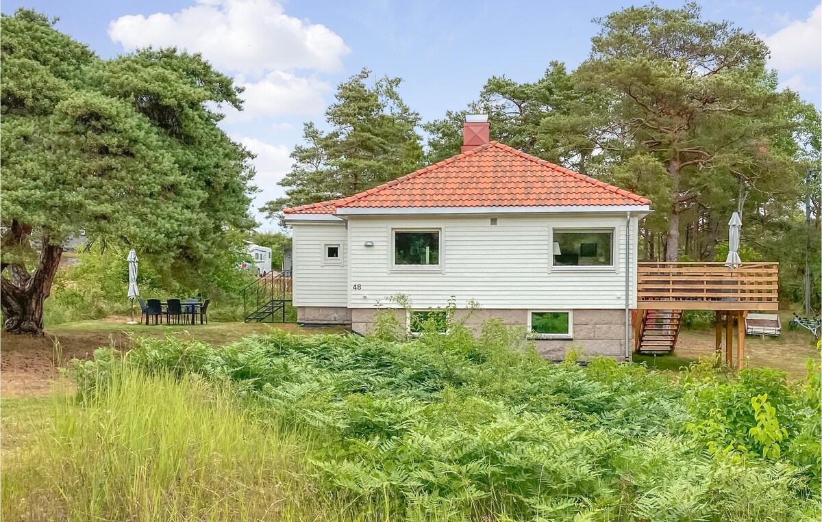 Amazing home in Vesterøy with 3 Bedrooms and WiFi