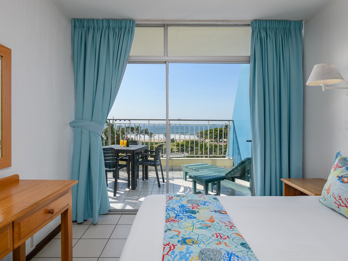 Two Bedroom Sea View Apartment with Balcony