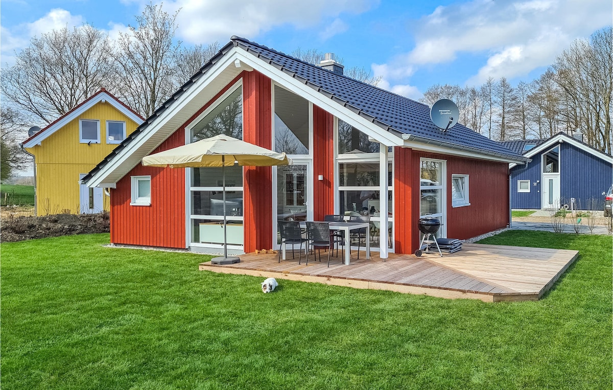 Awesome home with 2 Bedrooms, Sauna and WiFi