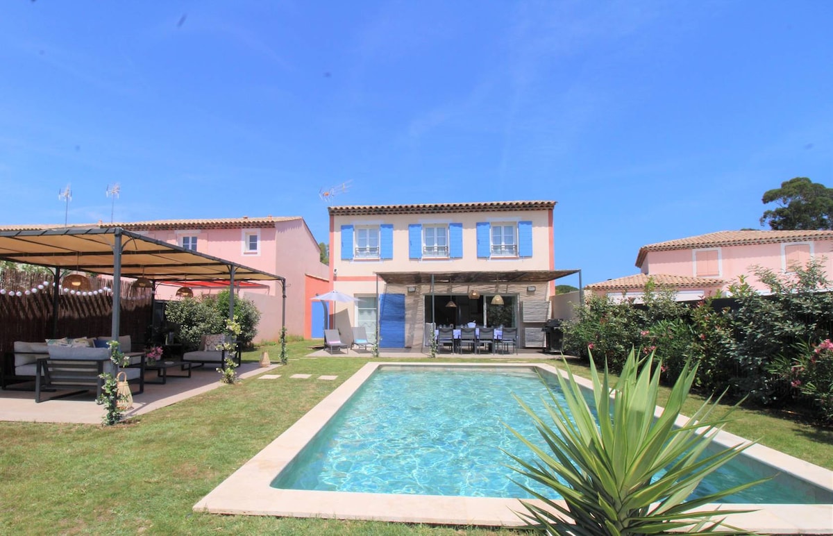 Villa for 8 people with pool, 300 meters from the